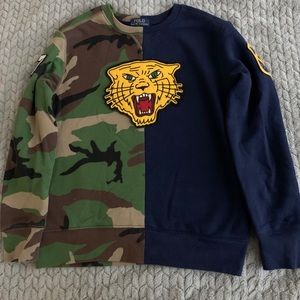 Polo Sweatshirt